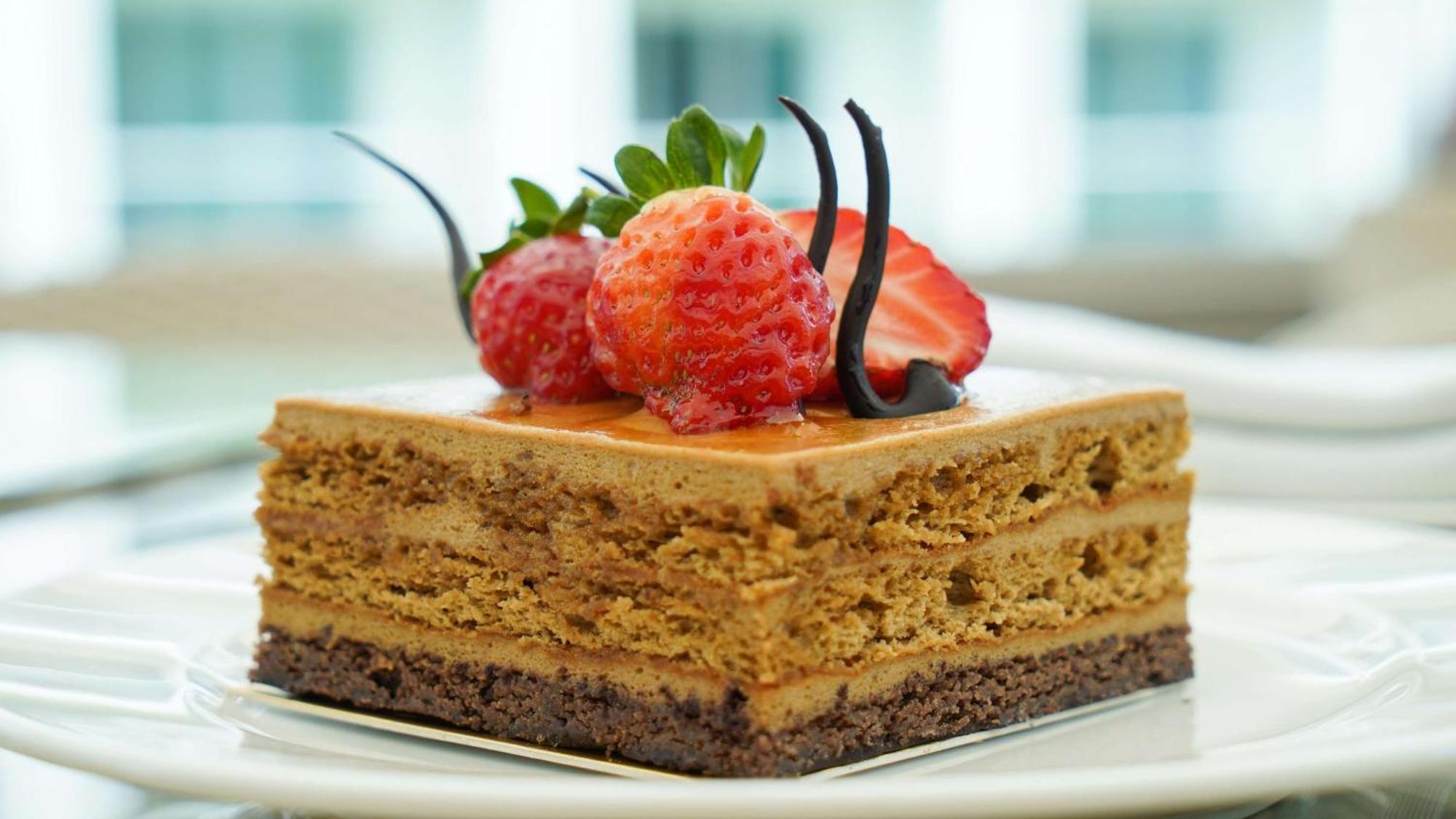 Radisson Blu Hotel&Residence Nairobi Arboretum Extérieur photo A piece of chocolate cheesecake